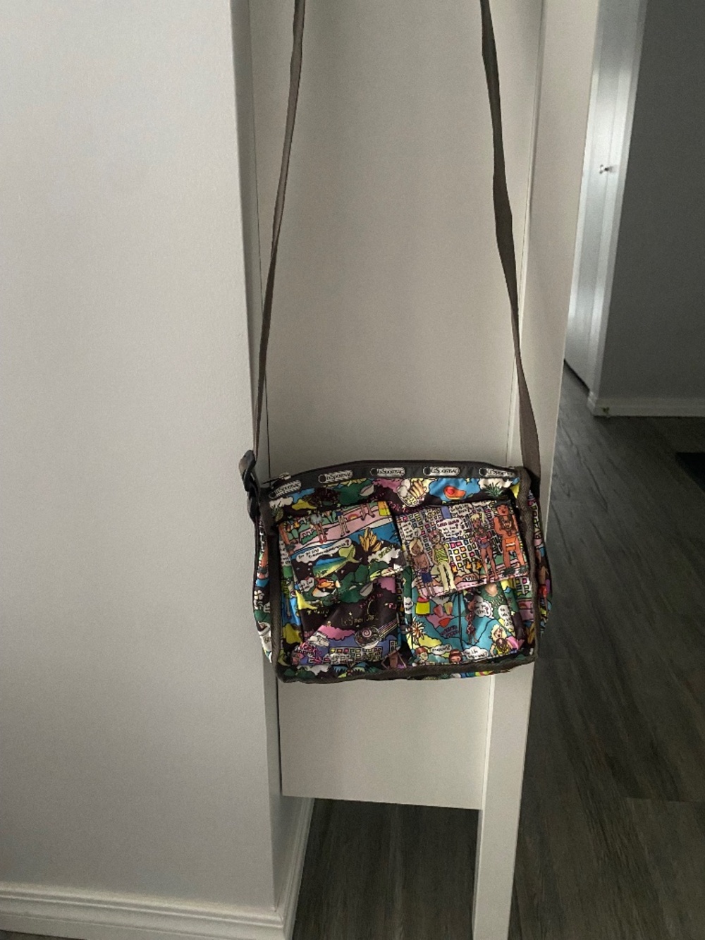 Hawaii themed le sport sac purse